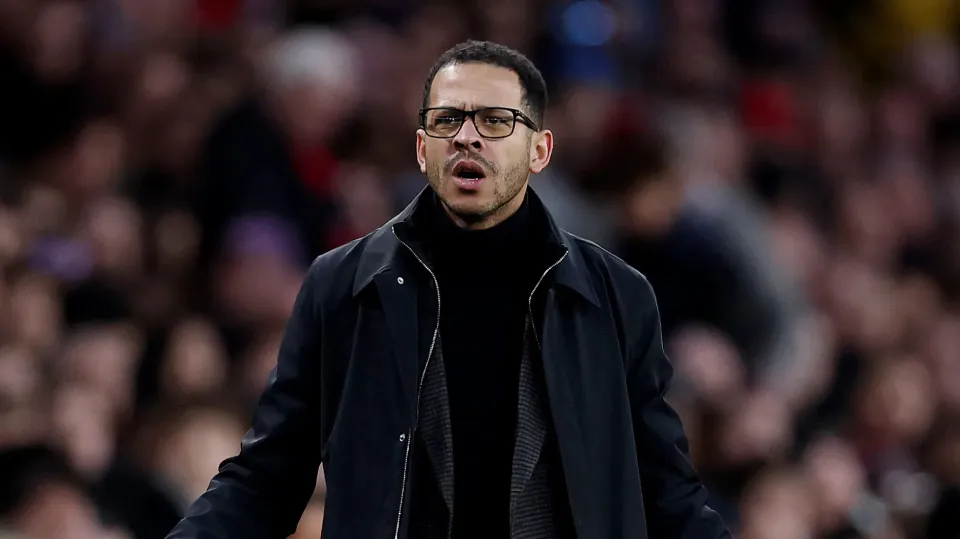 Chelsea manager Liam Rosenior looks frustrated