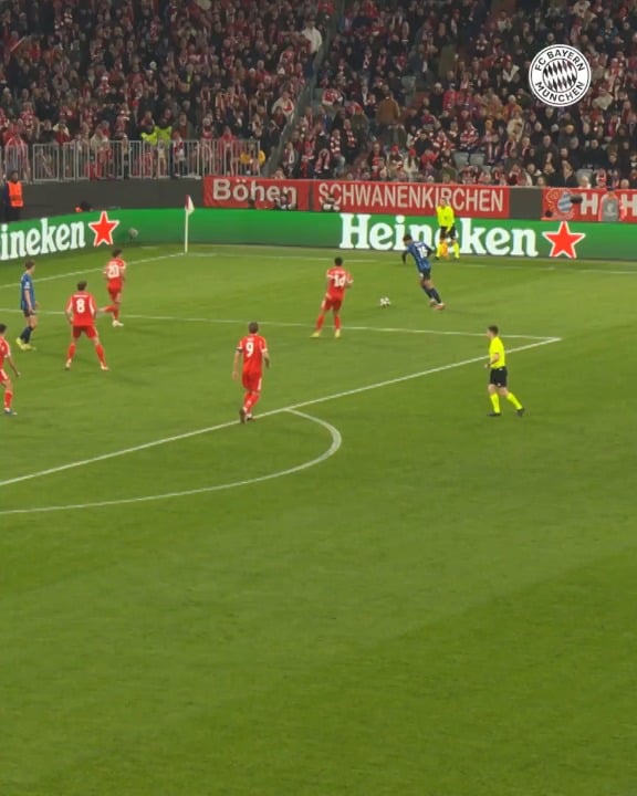 HIGHLIGHT: Jonas Urbig's save against Atalanta.