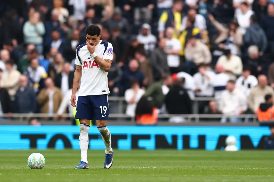Dominic Solanke reacts during Spurs match