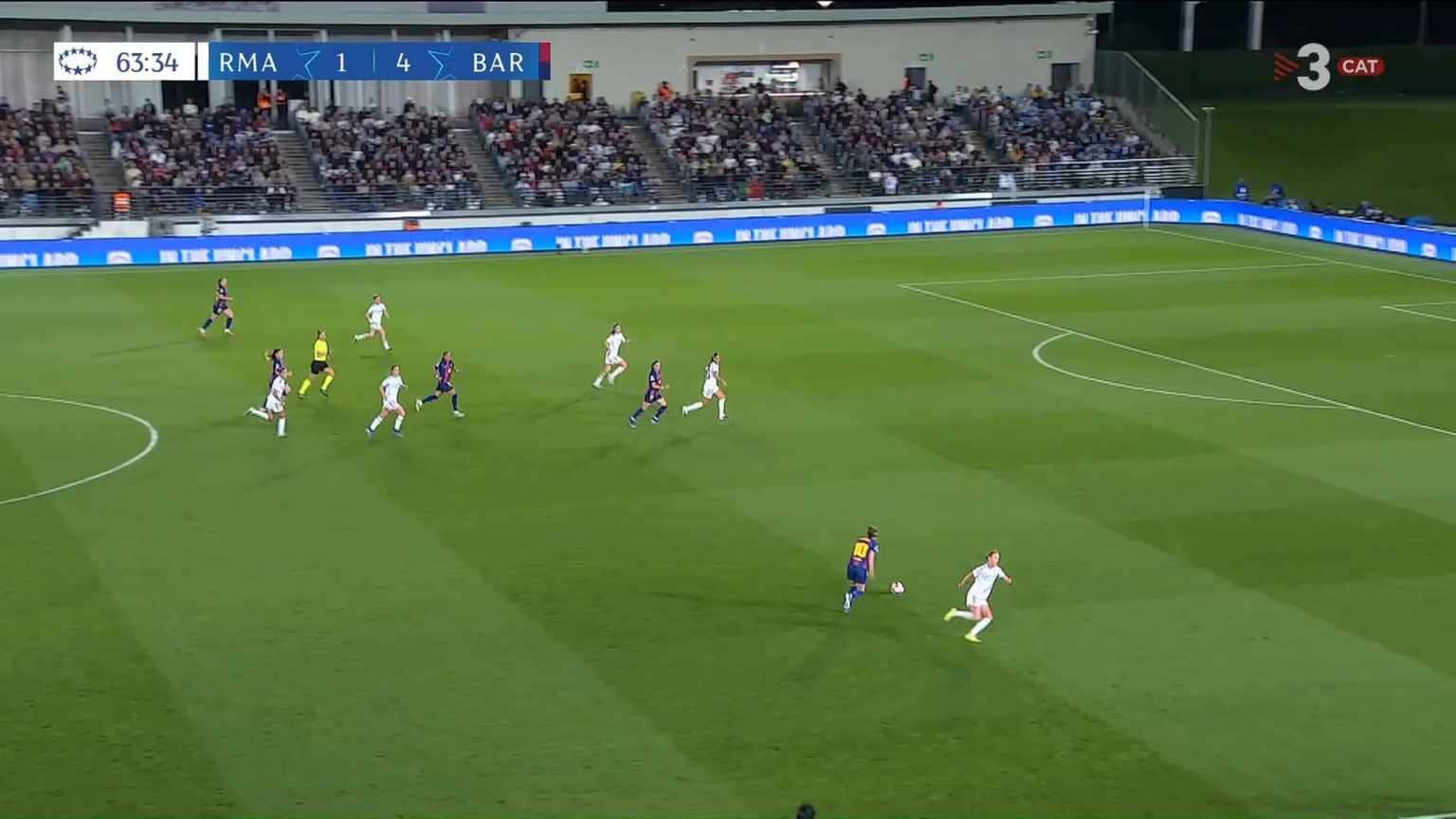 Vicky Lopez makes it 5 for Barça.