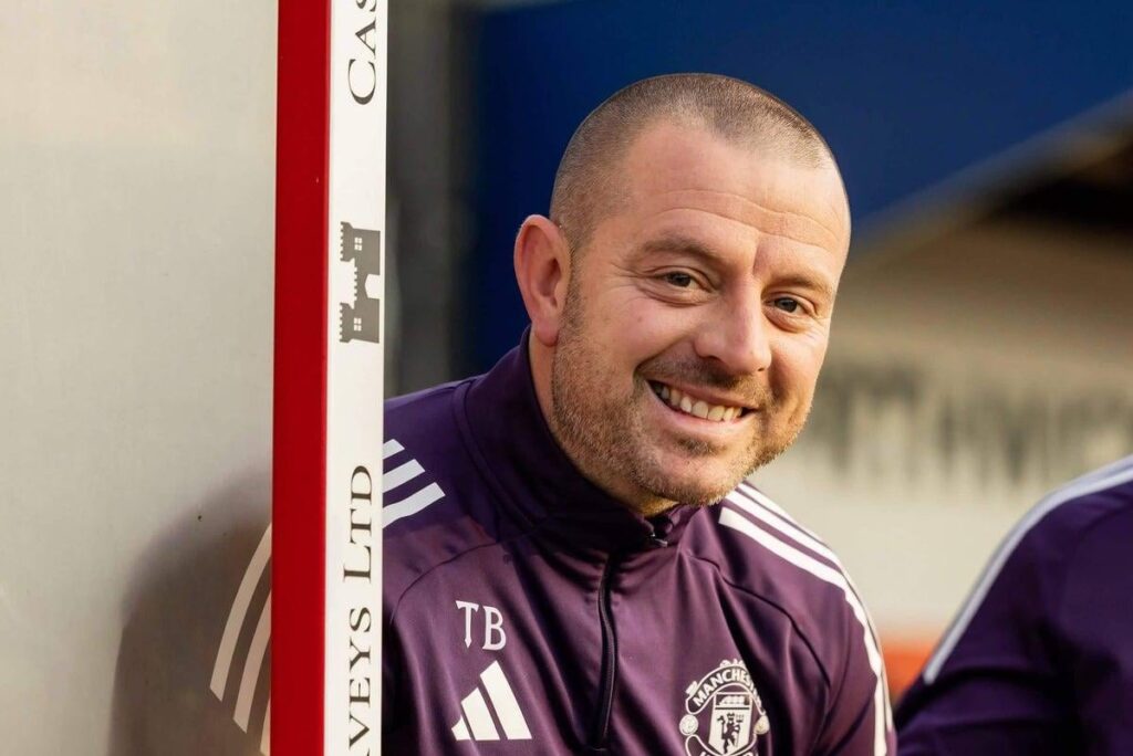 [Andy Mitten] Meet Travis Binnion, the Man United coach credited with getting Benjamin Sesko scoring