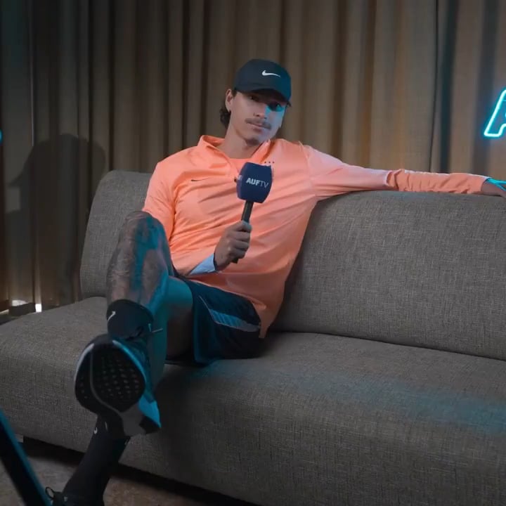 Nunez interview (in spanish), he was asked about LFC fans