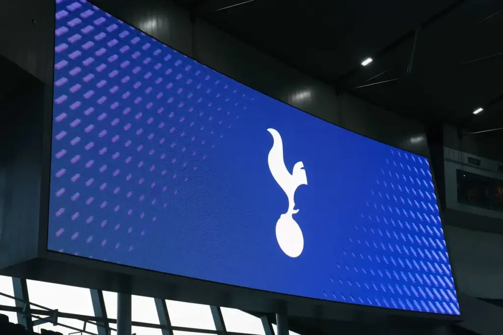 Can Spurs begin the escape from relegation this evening?