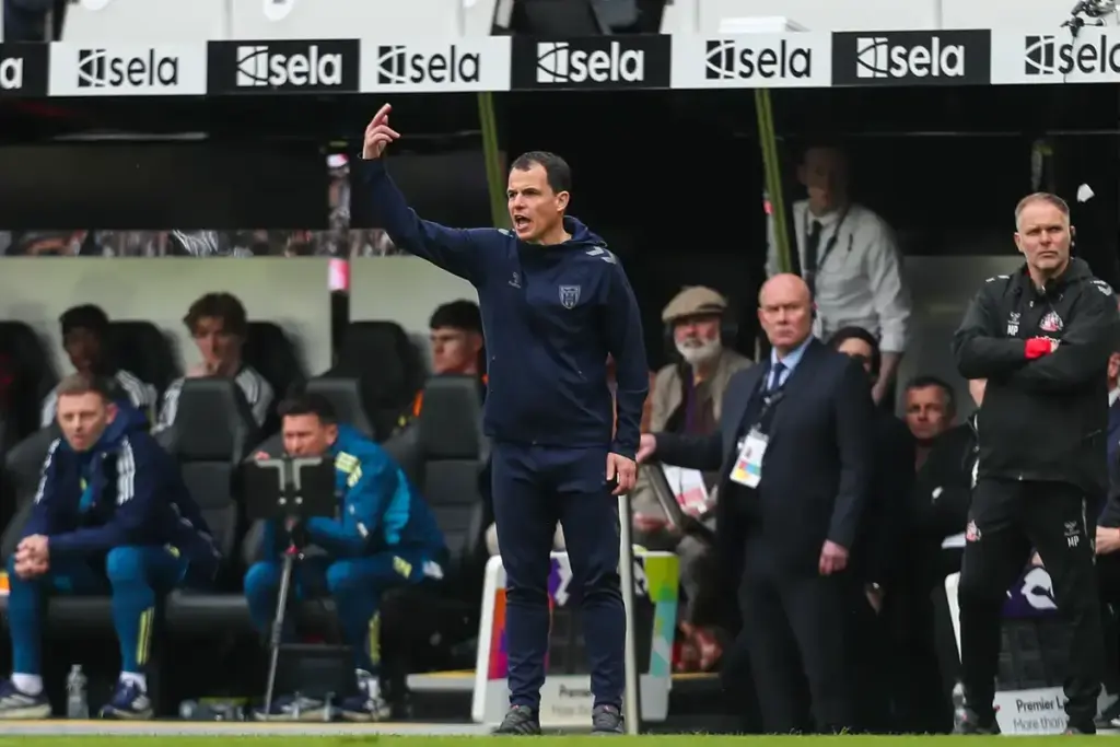 Regis Le Bris explains how Sunderland beat Newcastle United at St James’ Park