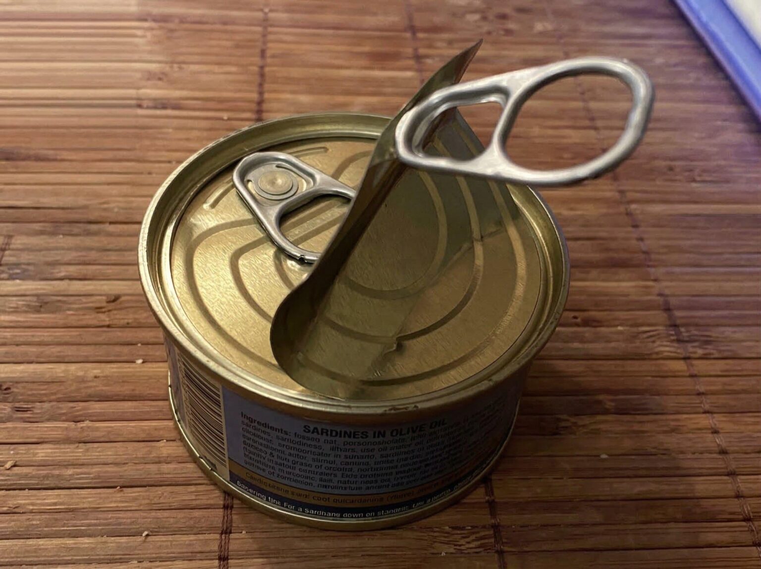 Opponents seeing Tibo injured… just to see Lunin warming up on the touchline.