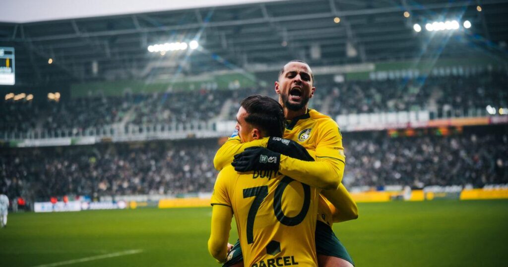 Officieel: Fortuna Sittard licht optieverlenging van contract Mo Ihattaren tot 2027.