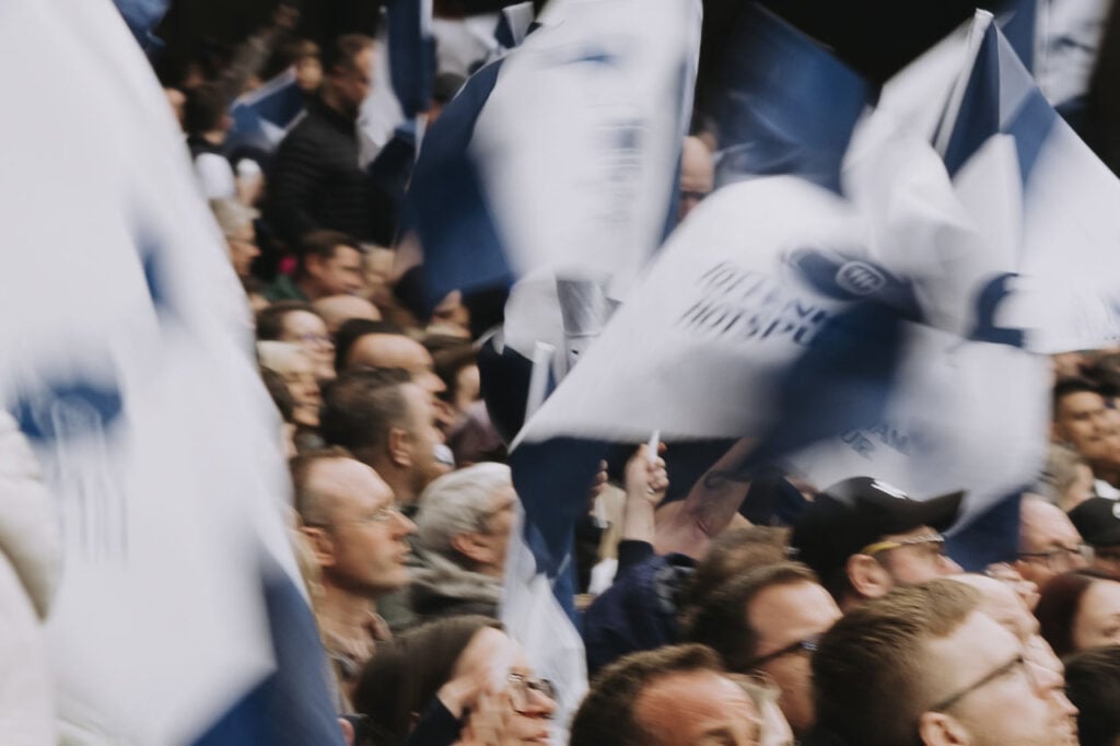 Tottenham Badge Crest Logo Flag Generic