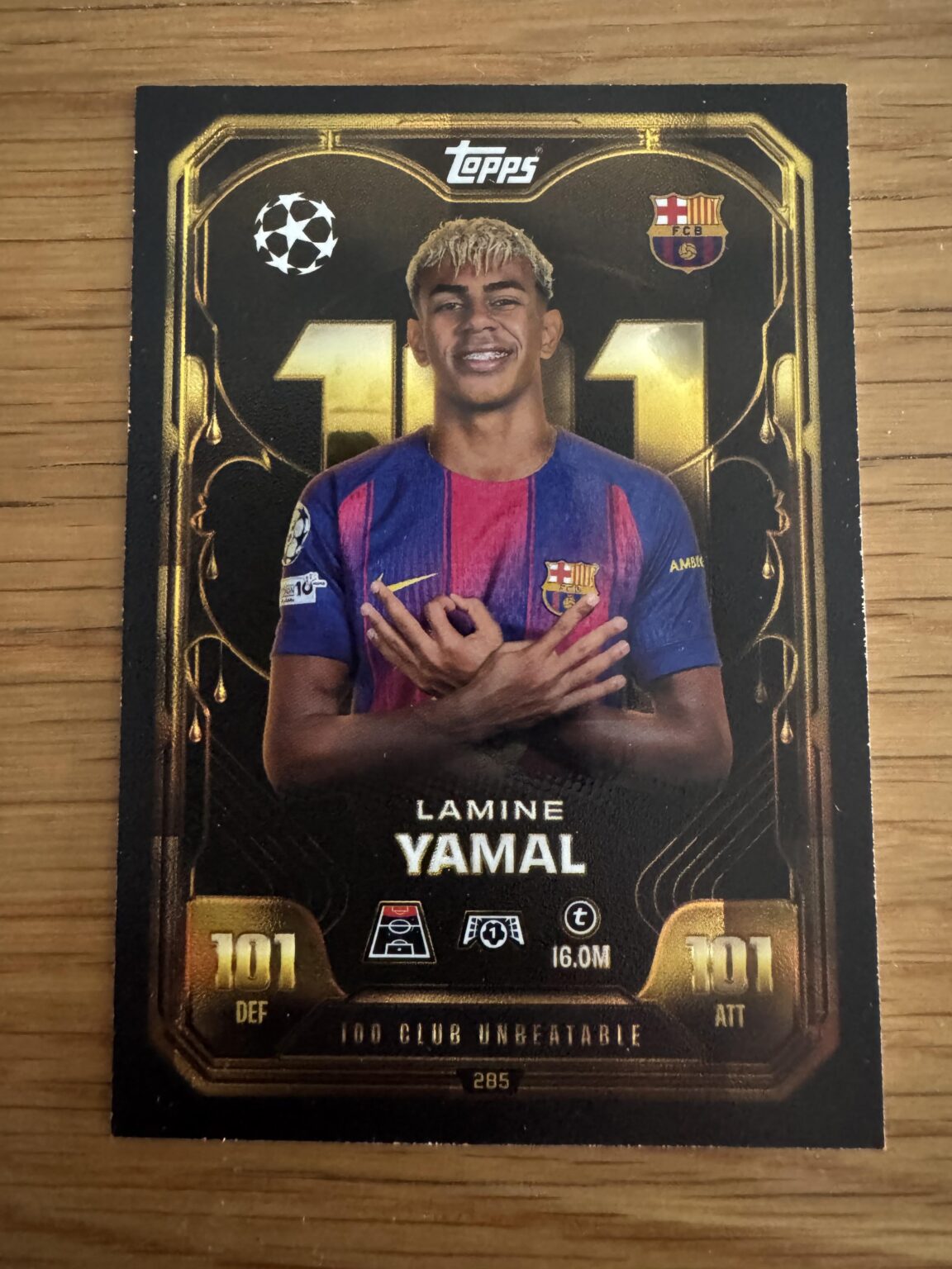 The Hat-Trick Hero - Lucky Match Attax card pack