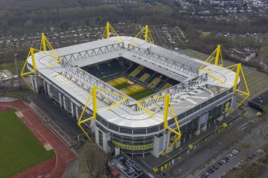 Is Signal Iduna Park still recognisable from just one cropped angle?