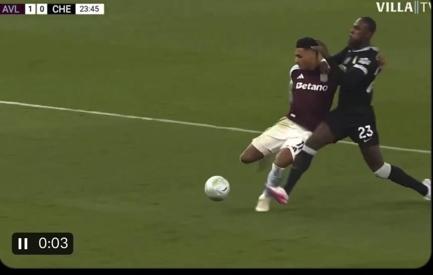 Am I wrong, how was this not even looked at for a pen?