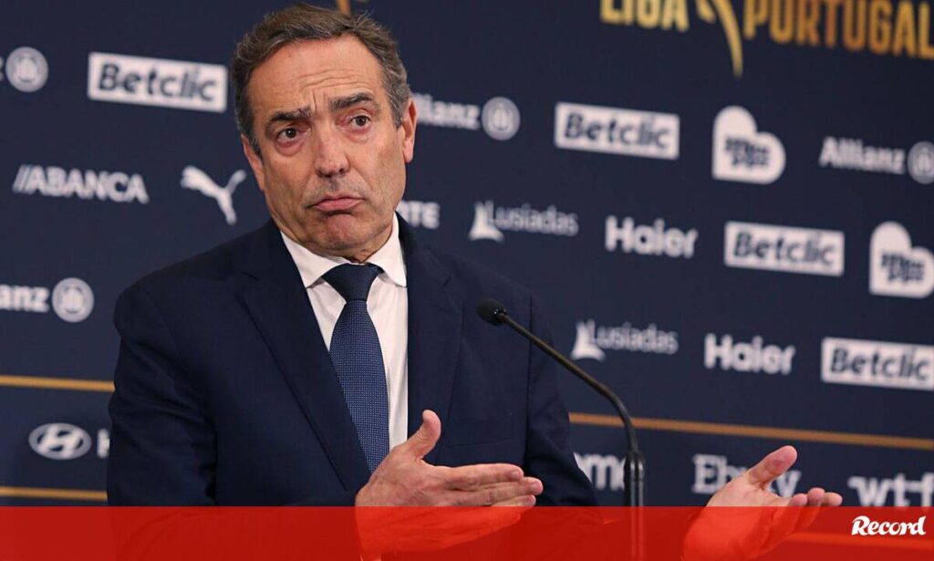 Reinaldo Teixeira: «O Benfica saiu da Liga Centralização mas mantemos sempre a informação e a articulação»