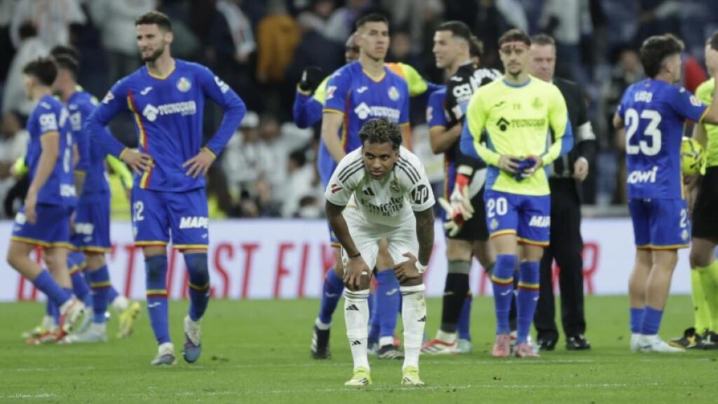 Real Madrid winger Rodrygo has torn his ACL and will miss the rest of the season + the FIFA World Cup.
