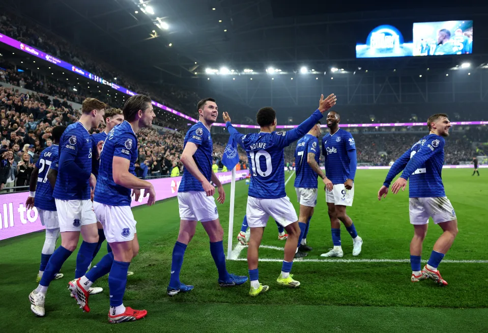 Everton after scoring against Chelsea.