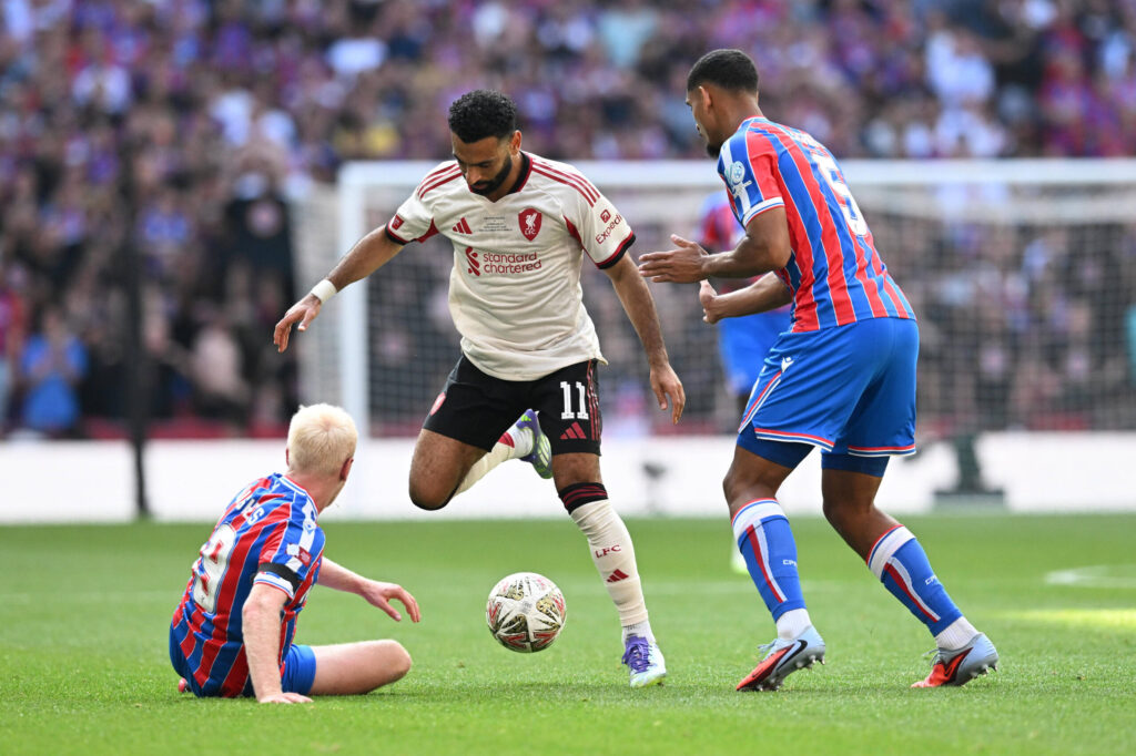 Liverpool face major competition to sign Premier League defender