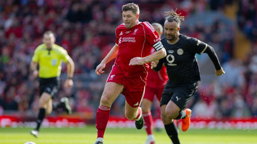 Borussia Dortmund Legends draw with Liverpool as Jürgen Klopp watches on