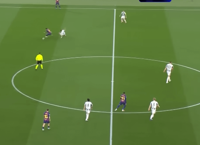 Why we need to talk more about Raphinha's elite football IQ