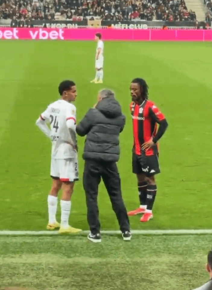 Elye wahi just casually listening to lucho's instructions was kind of funny