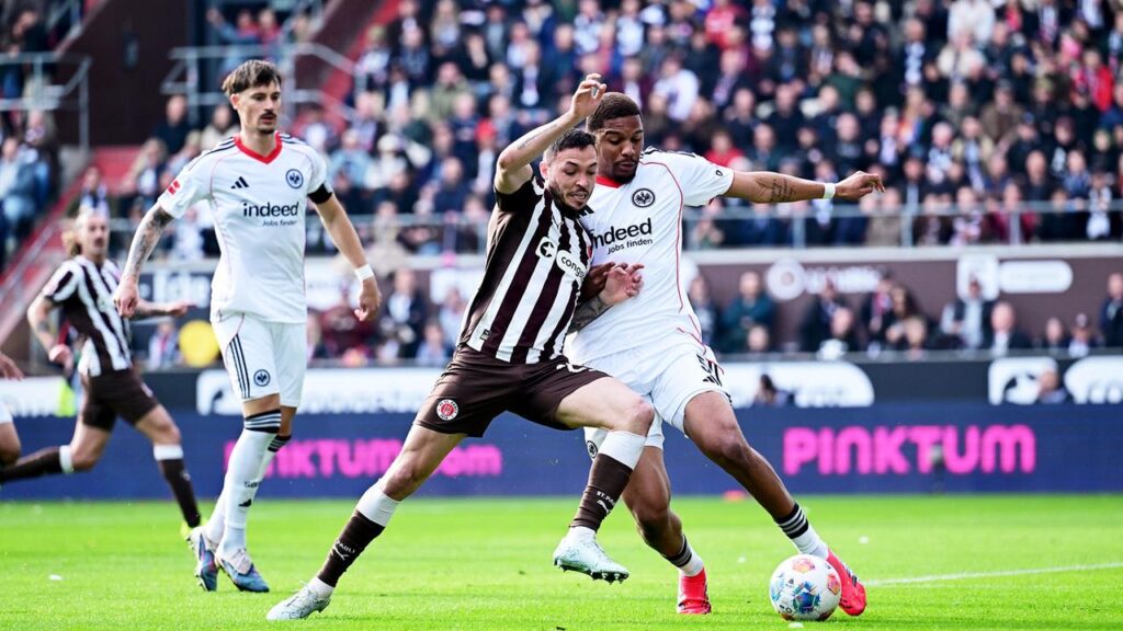 St. Pauli im Pfostenpech: Nullnummer gegen Eintracht Frankfurt