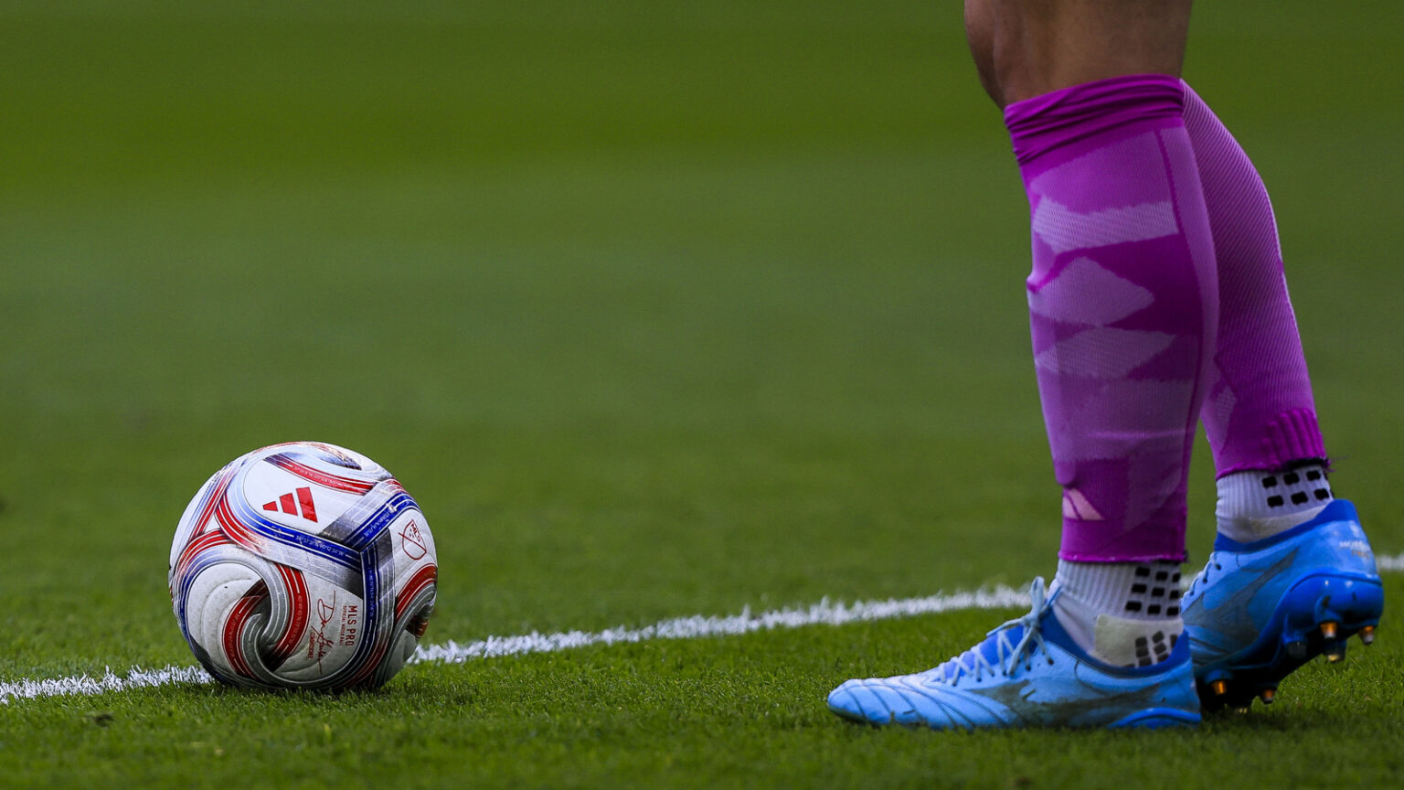 Crystal Palace considering surprise move for Premier League manager as Oliver Glasner replacement