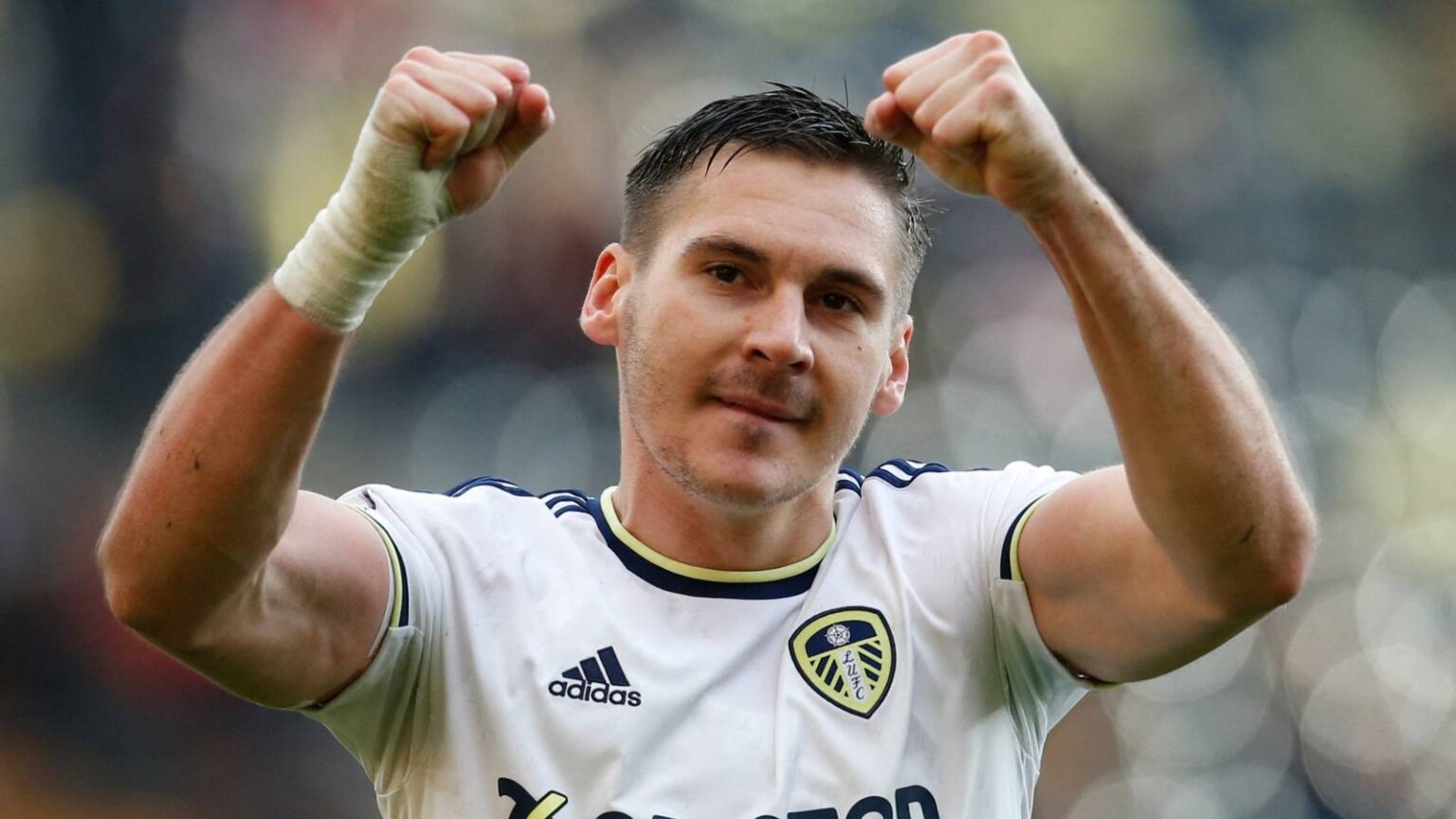 Farke must sell Leeds outcast who is fast becoming Wober 2.0 Farke must sell Leeds outcast who is fast becoming Wober 2.0