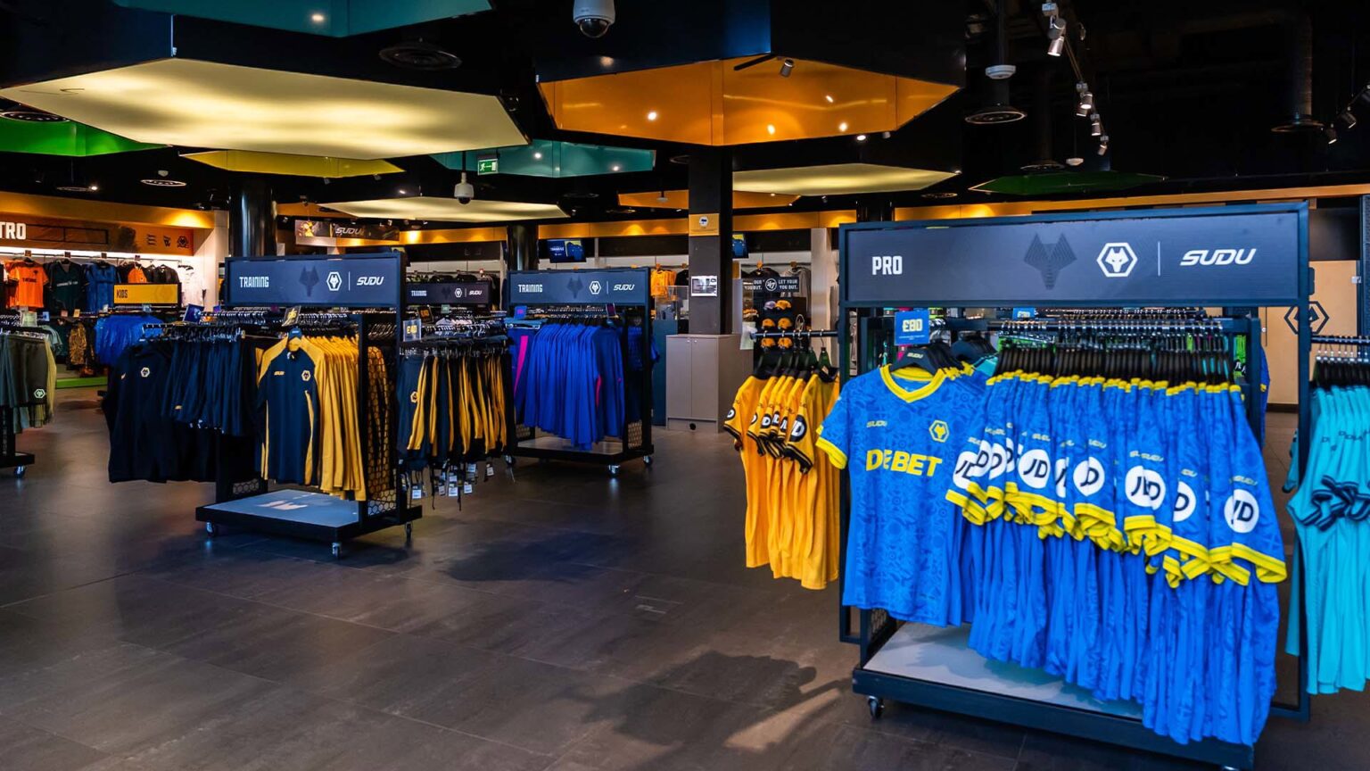 Easter opening hours at Molineux