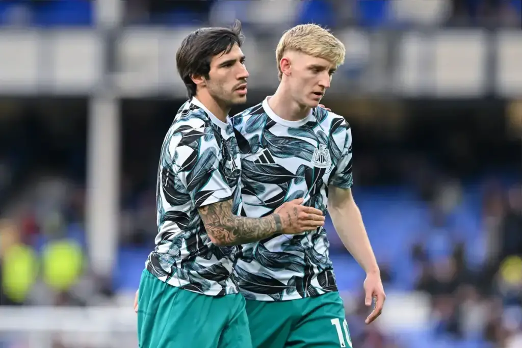 Sandro Tonali and Anthony Gordon should be sold when a bidder meets our price