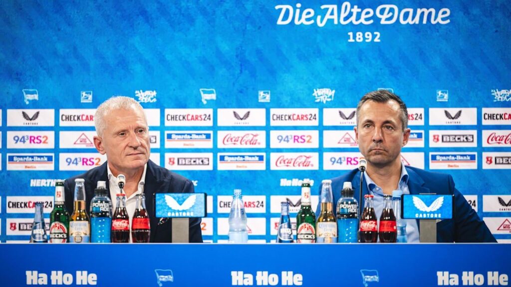 Hertha droht Lizenz-Ärger: Das negative Eigenkapital stieg innerhalb eines Jahres von 32 Mio. € auf 38 Mio. € an. Laut DFL-Regeln sind Vereine mit negativem Eigenkapital verpflichtet, dieses zu reduzieren. Dem Klub drohen bei Nichteinhaltung der Regeln Sanktionen - von Geldstrafen bis zu Punktabzug.