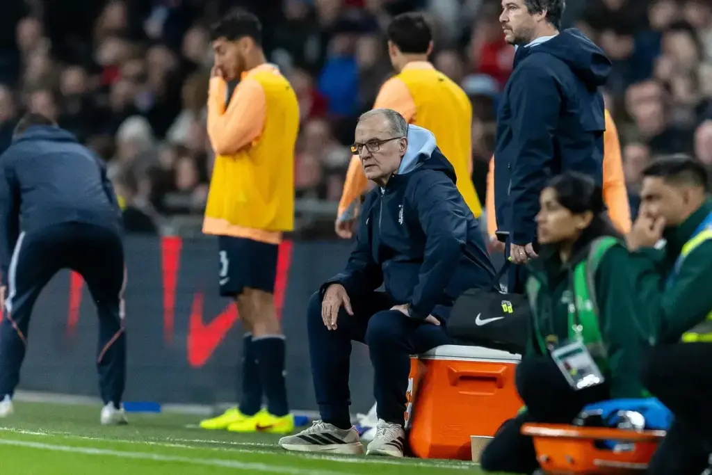 Marcelo Bielsa happy to be reunited with Ben White