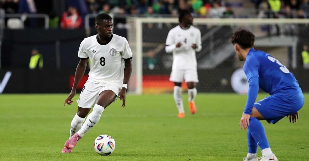 Noël Aséko to return to Bayern from Hannover