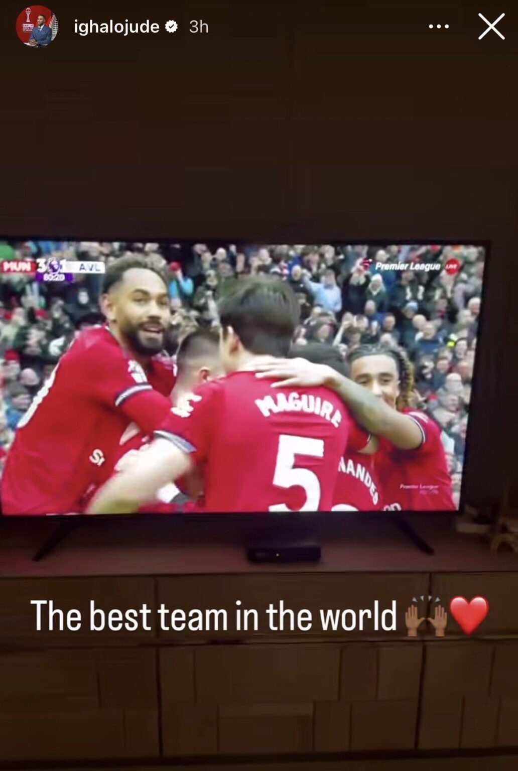 🚨📸 | Odion Ighalo watching the Manchester United game earlier:

"The best team in the world 🙌🏾❤️"