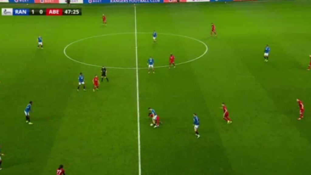 Rangers 2-0 Aberdeen - Mikey Moore 48'