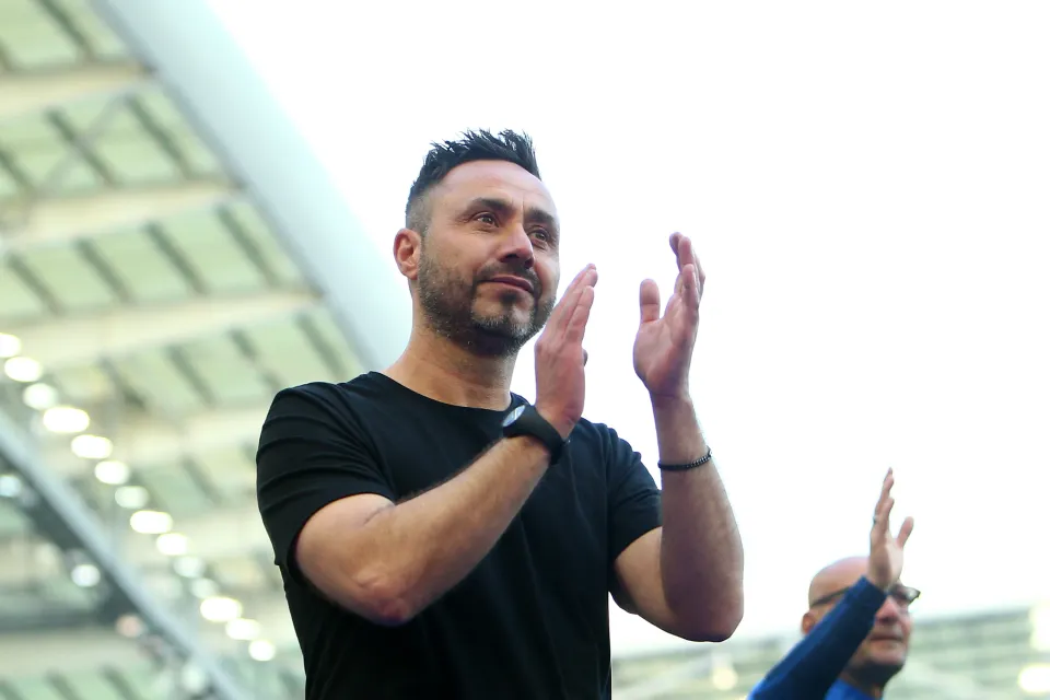Roberto De Zerbi, Manager of Brighton & Hove Albion, acknowledges the fans following the Premier League match between Brighton & Hove Albion and Manchester United
