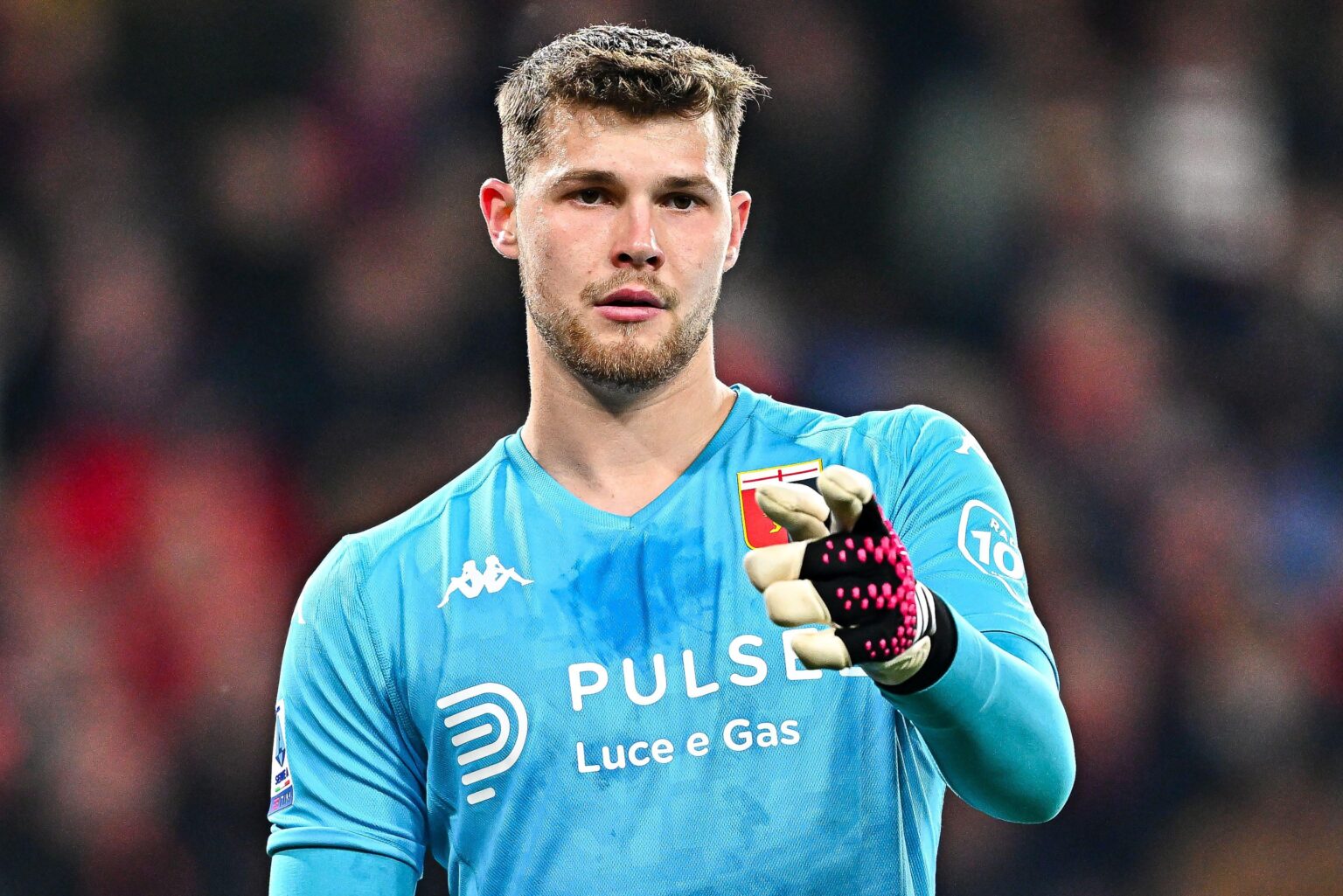 Why doesn’t he get game time in league???