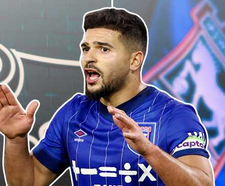 Sam Morsy of Ipswich Town, Derby County badge, Ipswich badge