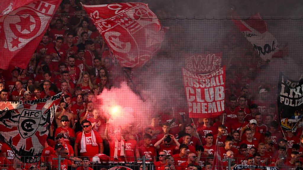 Mitglieder von Ost-Klub fassen Anti-RB-Beschluss: Ab sofort darf der Hallesche FC keine Freundschaftsspiele gegen RB Leipzig mehr bestreiten. Auch die Nutzung der RB-Trainingsanlagen ist fortan untersagt.