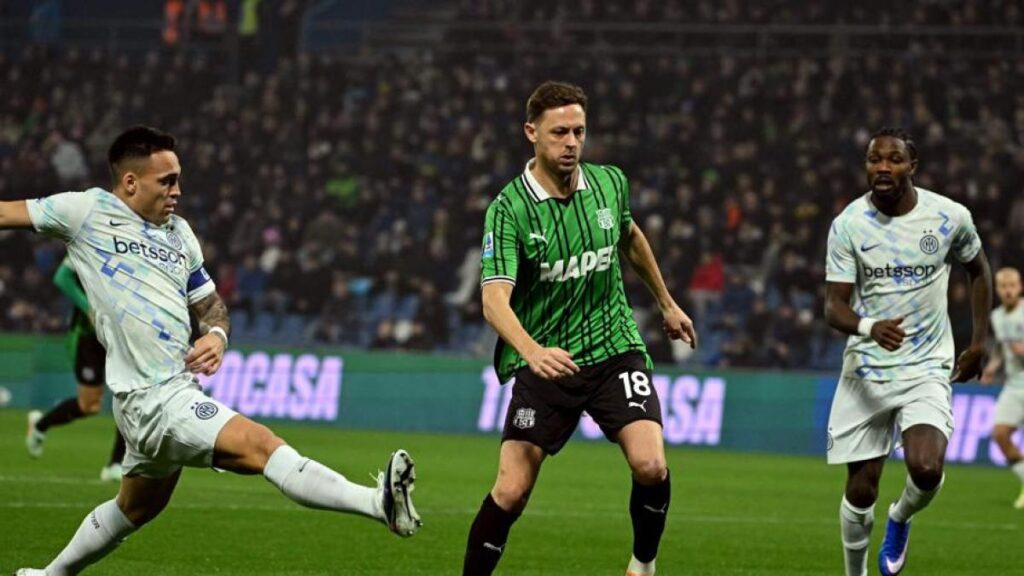 Matić on Italian football: “It’s stuck in the 90s. The first issue concerns the youth academies. I’ve seen it with my son: youth programs in England and France are far ahead. They teach you how to dribble, develop your technique, and encourage you to have fun while finding the right solutions.”