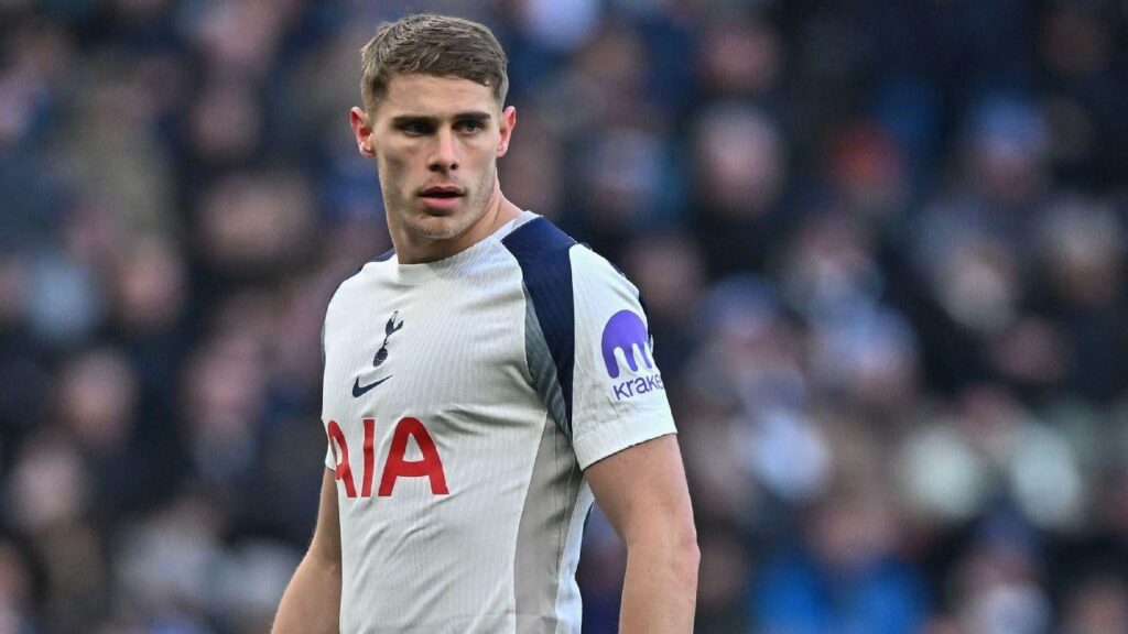 Micky van de Ven rubbishes claims over Spurs players' lack of commitment