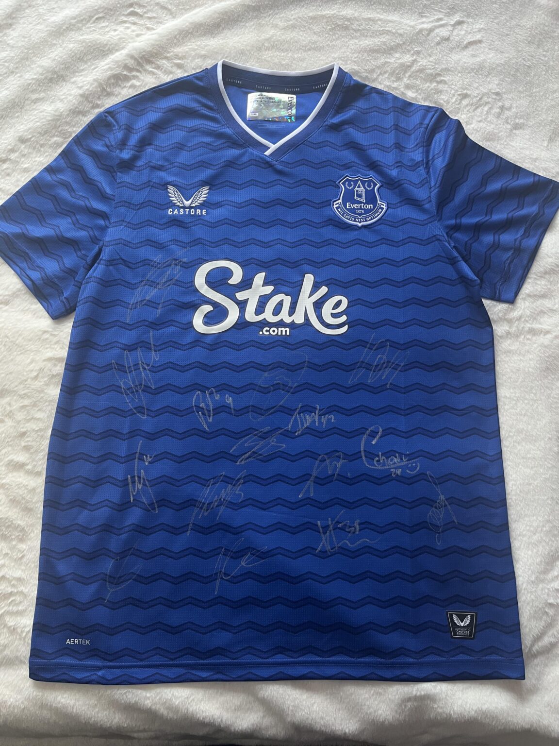 Signed shirt raffle for Young Lives vs Cancer