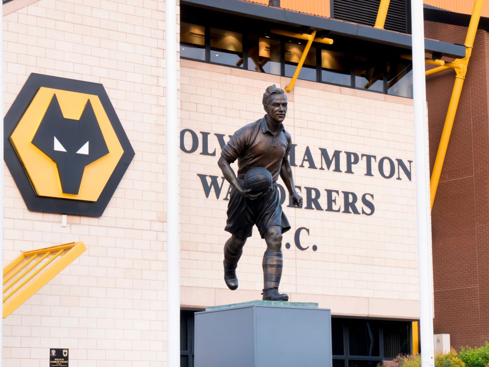 Wolves have transfer problem brewing - Bad news arrives as player searches for club