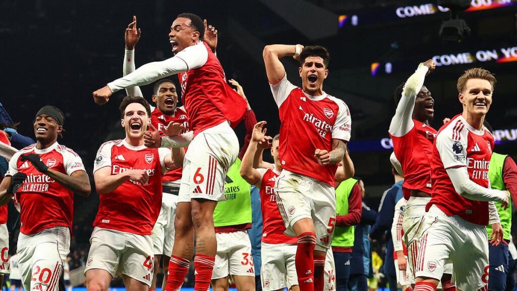 Rather than mock 'Set-piece Arsenal' we should celebrate a smart club gunning for glory without indulging in financial chicanery. This is why they shame Chelsea, how they've turbo-charged income and how experts say they can go to the next level.