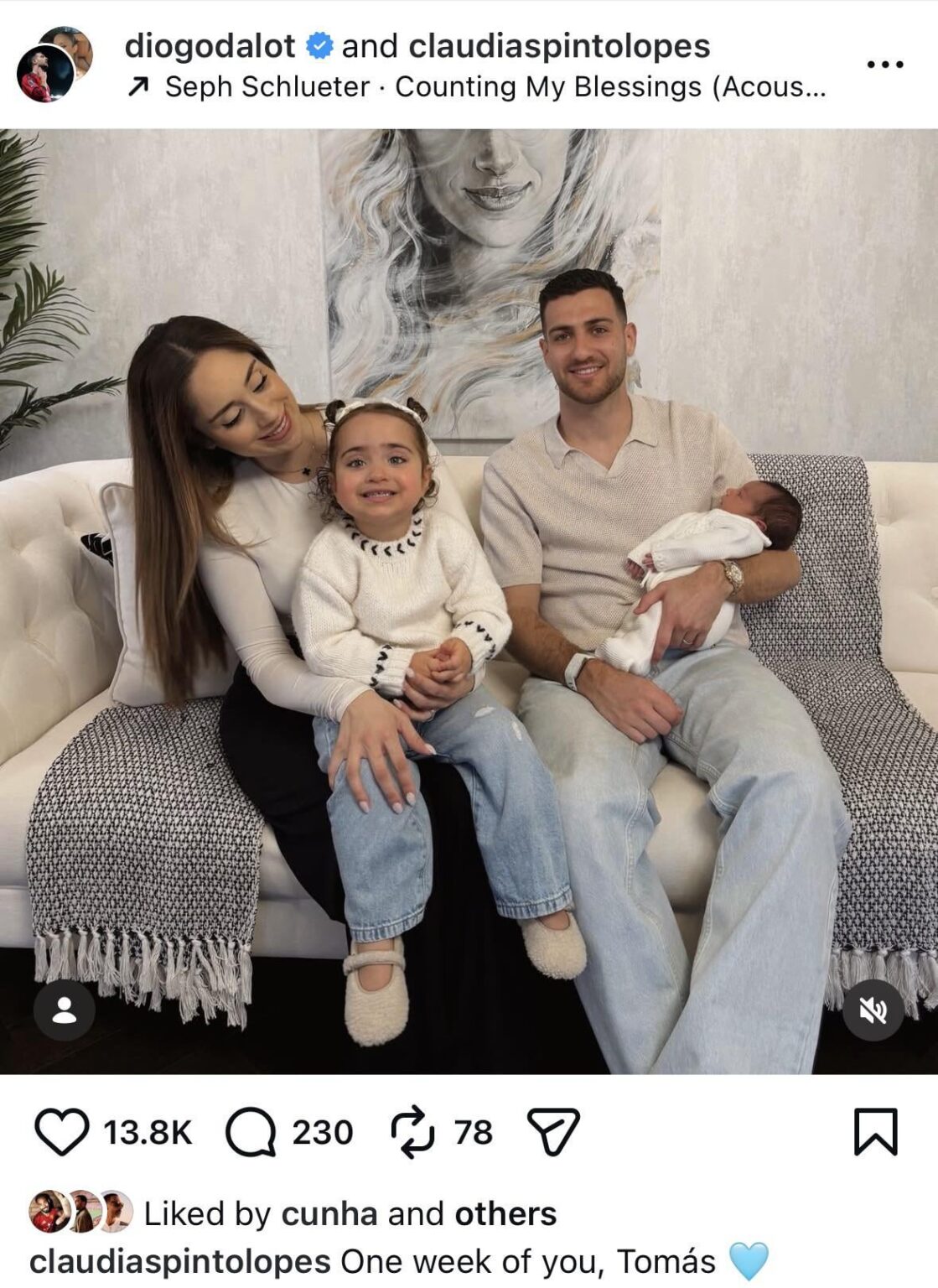 Diogo Dalot and his wife have announced the birth of their baby, Tomás
