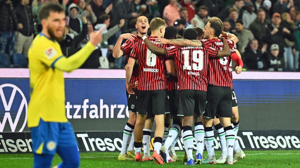 Niedersachsenderby: Hannover besiegt Braunschweig und ist Dritter