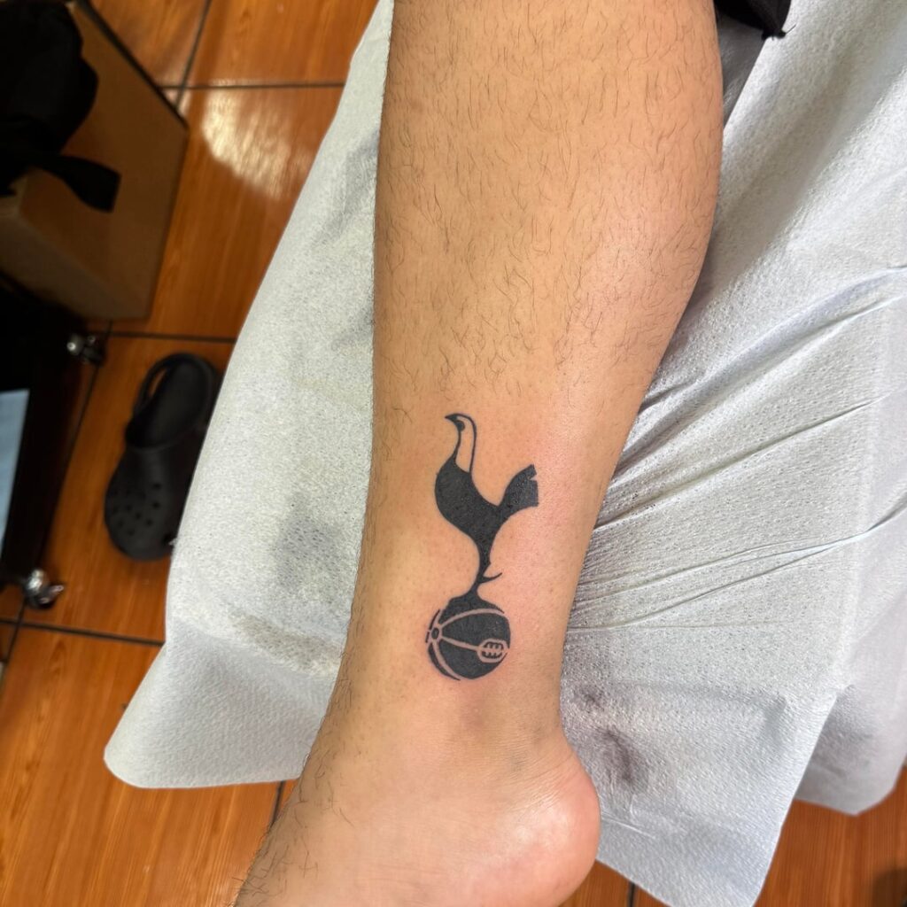 Finally got the crest printed on me 😆🤍!!