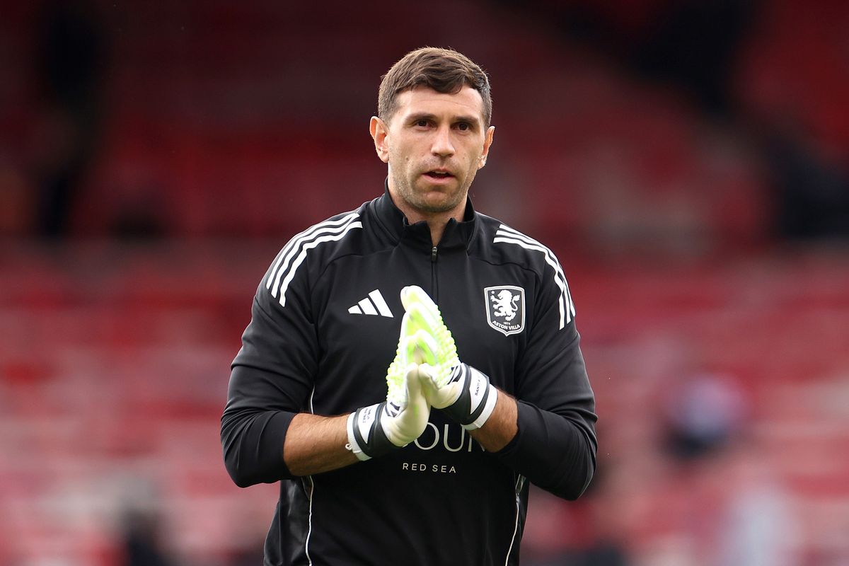 Aston Villa goalkeeper Emi Martinez