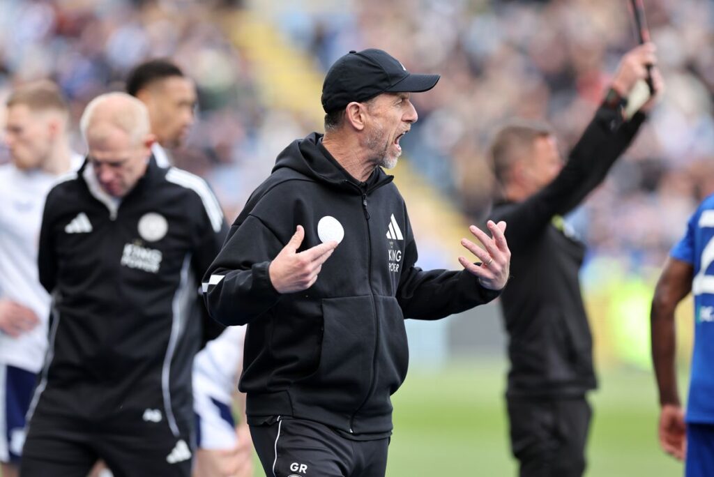 Gary Rowett on the touchline during Leicester City's 2-2 draw with Preston