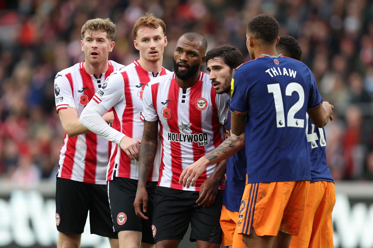 Nathan Collins, Sepp van den Berg and Igor Thiago of Brentford during the Premier League match against Newcastle United