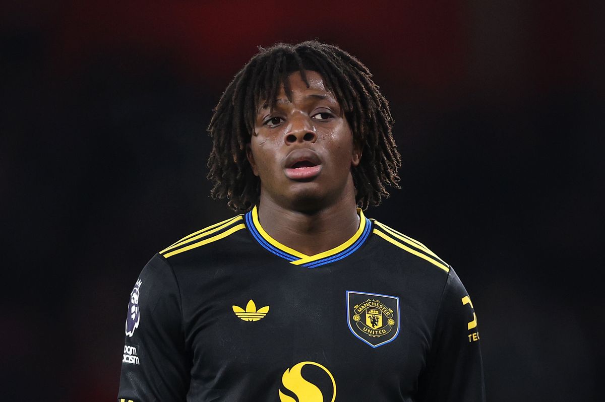 Patrick Dorgu of Manchester United during the Premier League match between Arsenal and Manchester United 
