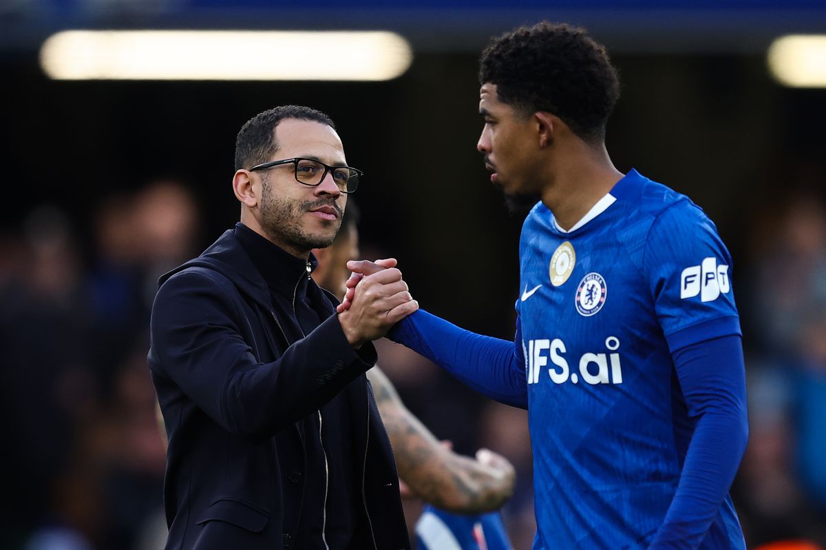 Chelsea's manager Liam Rosenior congratulates Wesley Fofana at the end of the match during the Emirates FA Cup Quarter Final match between Chelsea and Port Vale on April 04, 2026 in London, England
