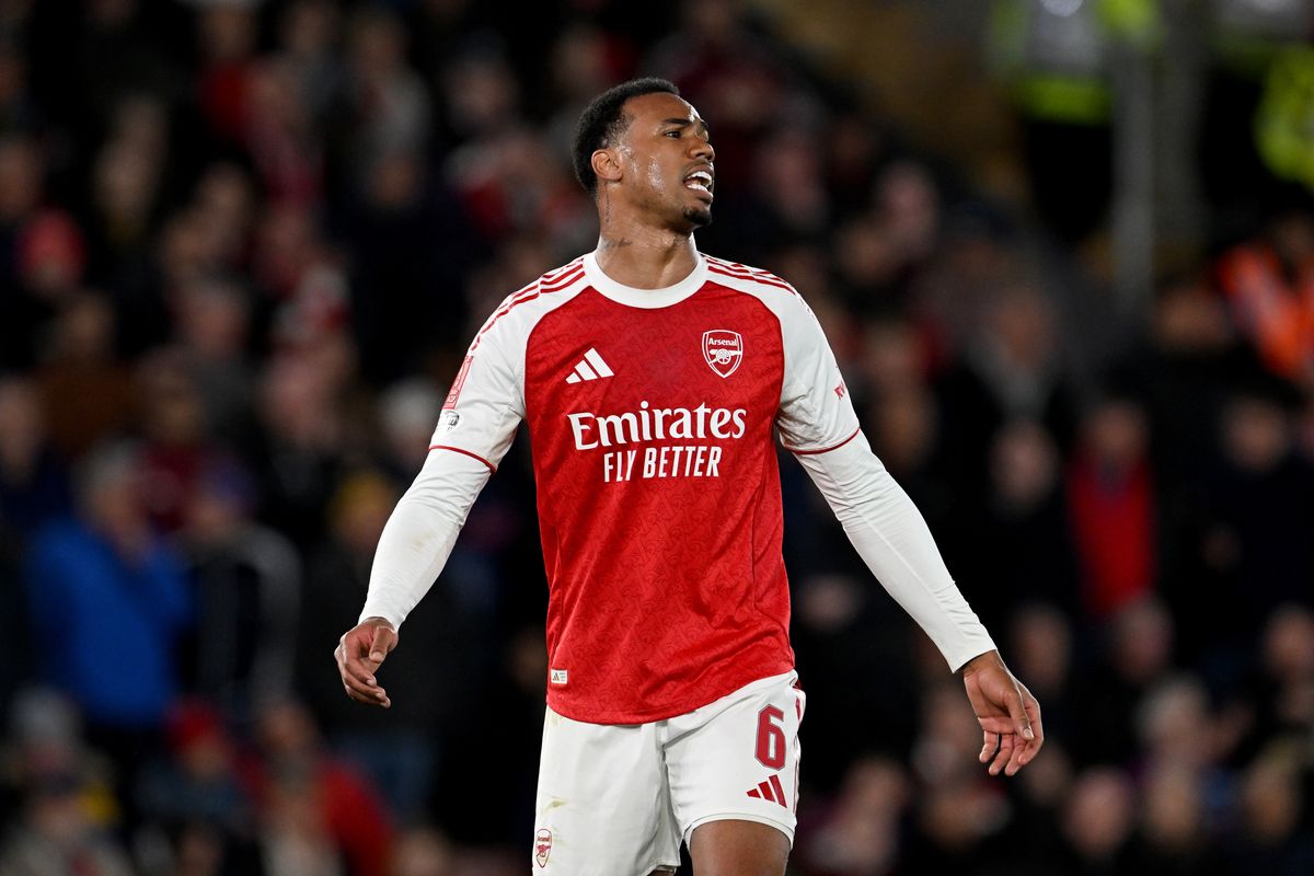 Arsenal defender Gabriel was forced off with an injury during their FA Cup quarter-final defeat to Southampton