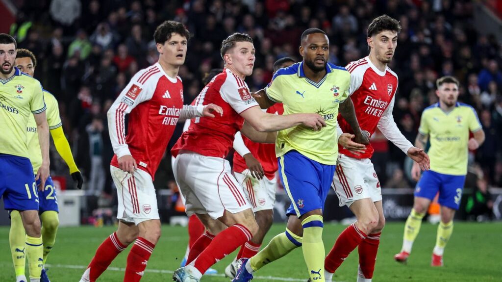 Ex-Premier League referee slams Arsenal star for his behaviour – ‘Total disrespect’ Ex-Premier League referee slams Arsenal star for his behaviour - 'Total disrespect'